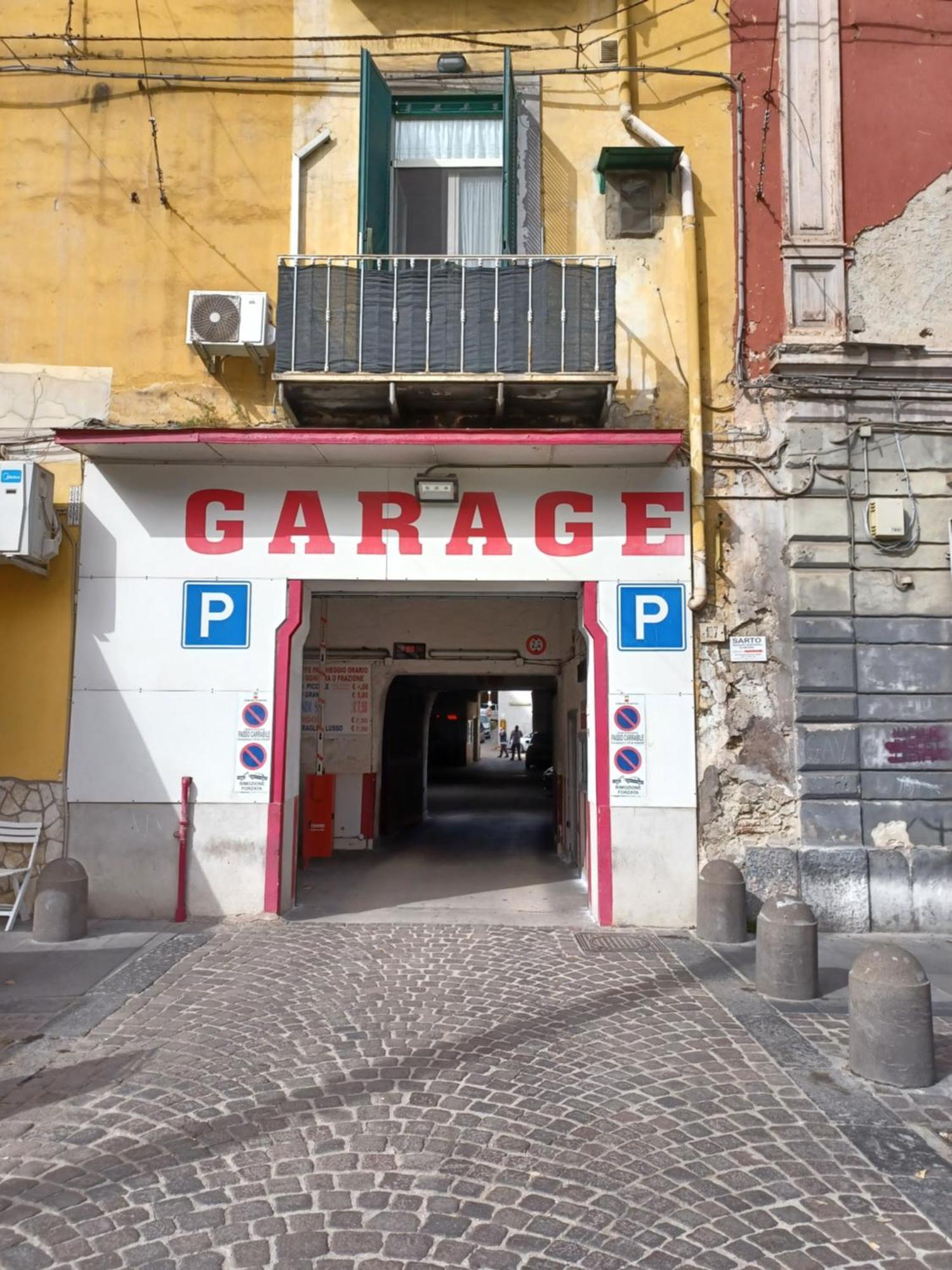 Domus Duomo B&B Napoli Kültér fotó
